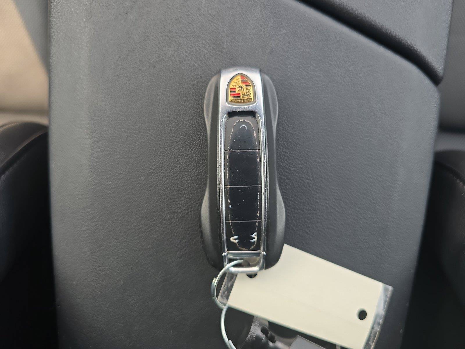 Used 2021 Porsche Taycan 4S AWD/4WD image 27