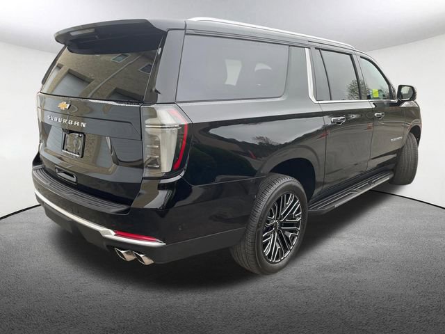 Used 2026 Chevrolet Suburban High Country w/ Sun And Tow Package AWD/4WD image 14