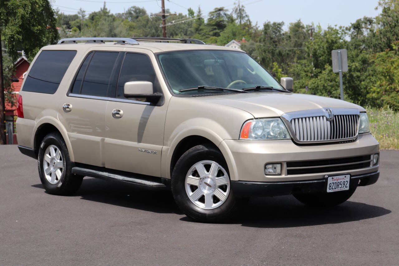 Used 2006 Lincoln Navigator Luxury