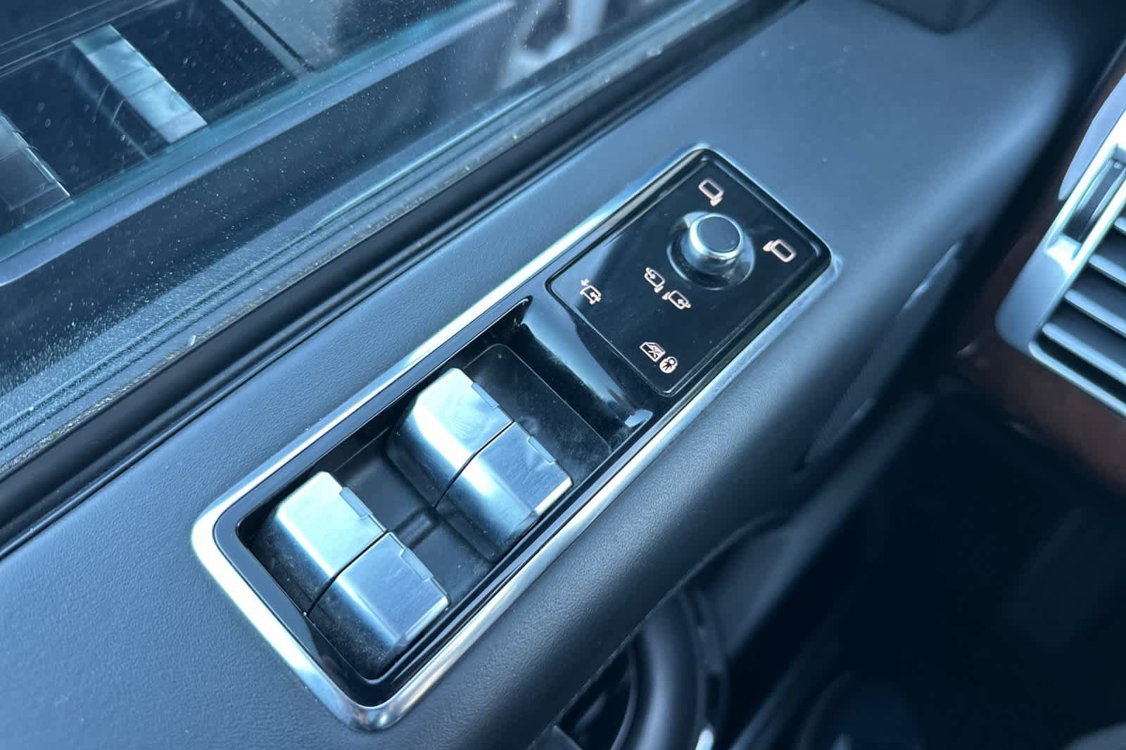 Used 2019 Land Rover Range Rover Autobiography AWD/4WD image 30