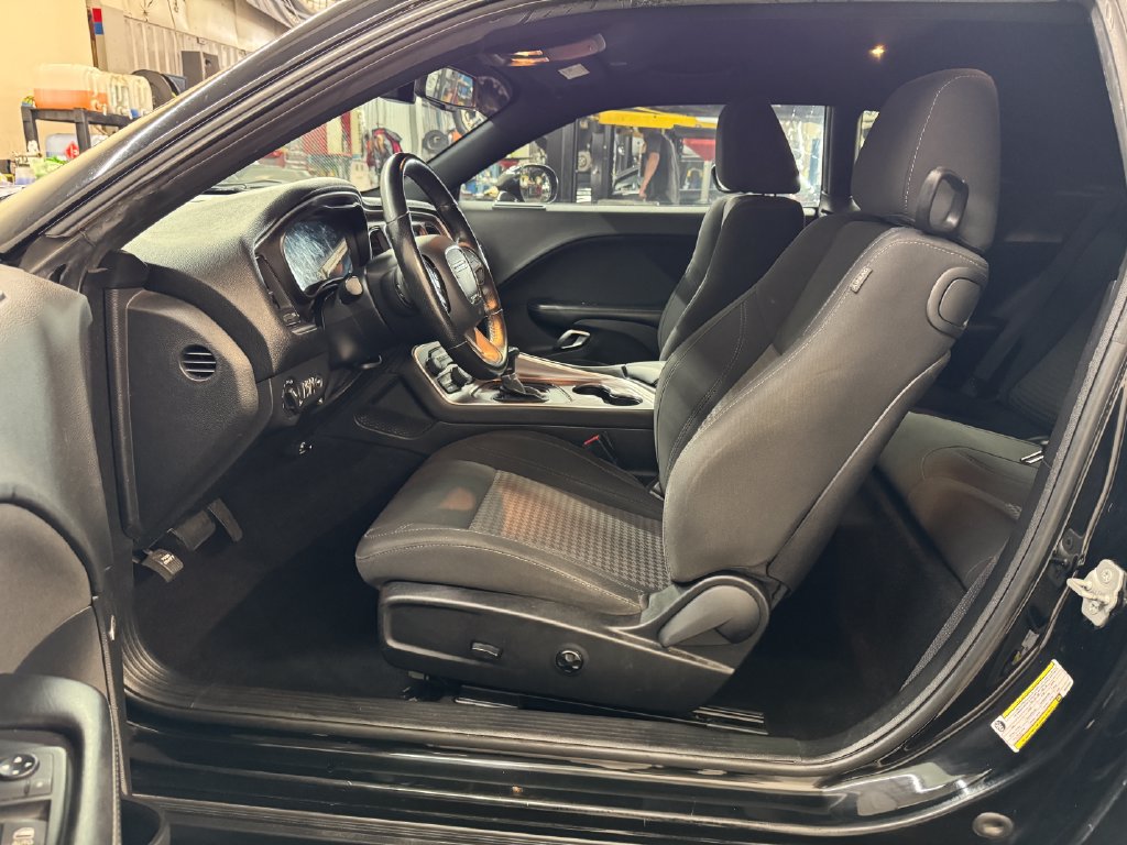 Used 2019 Dodge Challenger SXT w/ Blacktop Package RWD image 17