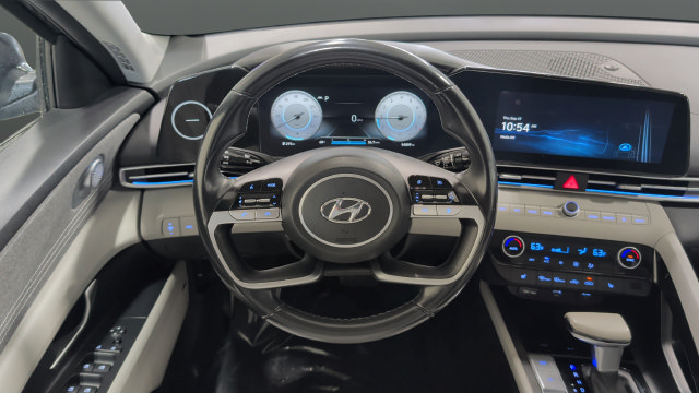 Certified 2023 Hyundai Elantra Limited FWD image 16