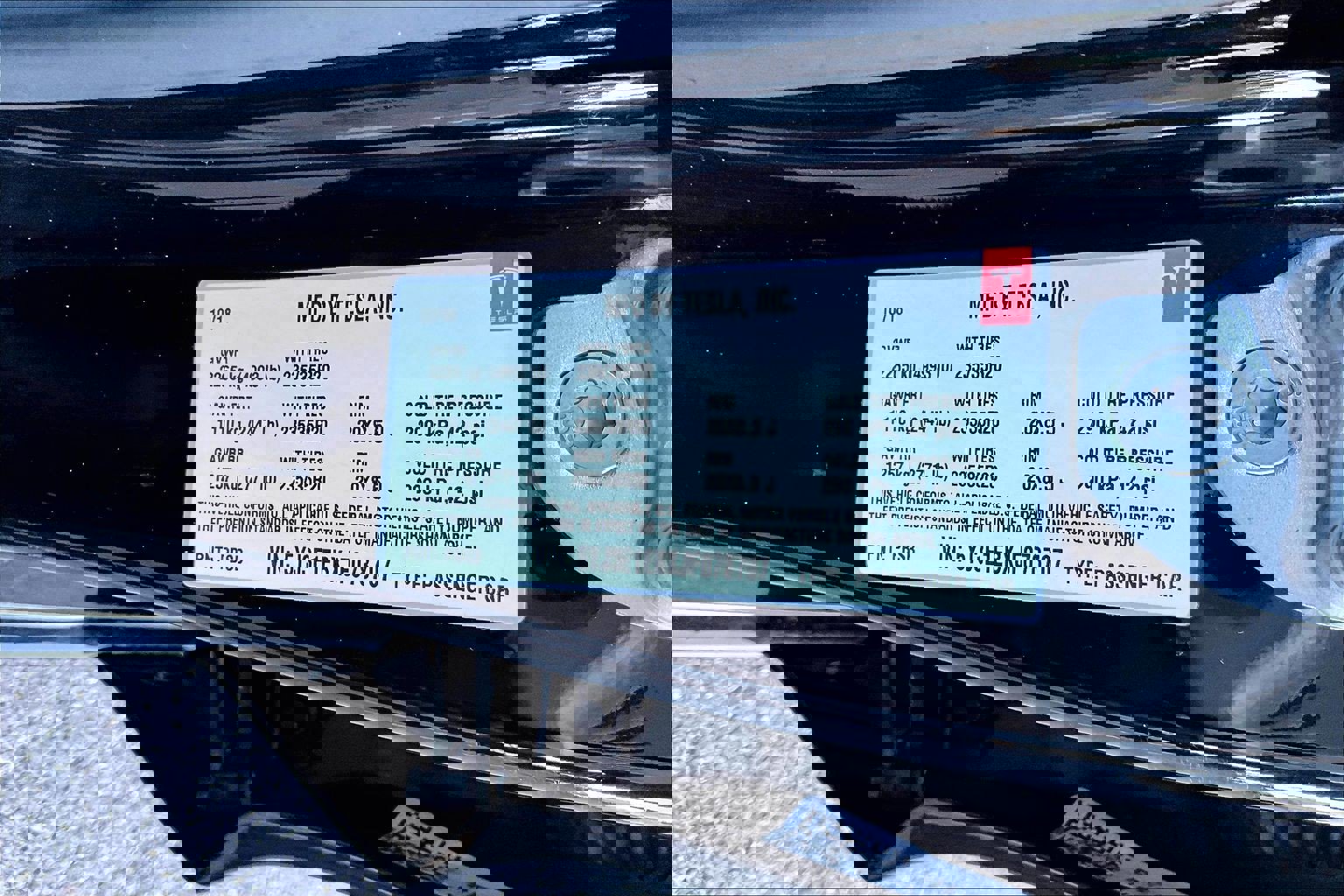 Used 2018 Tesla Model 3 Long Range image 29