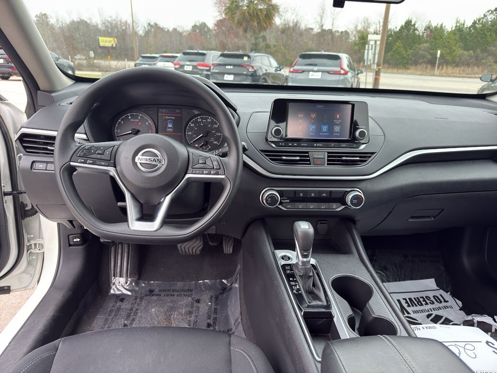 Used 2022 Nissan Altima 2.5 S FWD image 21