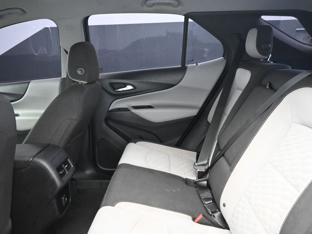Used 2019 Chevrolet Equinox LS FWD image 17
