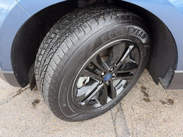 Used 2019 Ford Edge SEL w/ Equipment Group 201A AWD/4WD image 18
