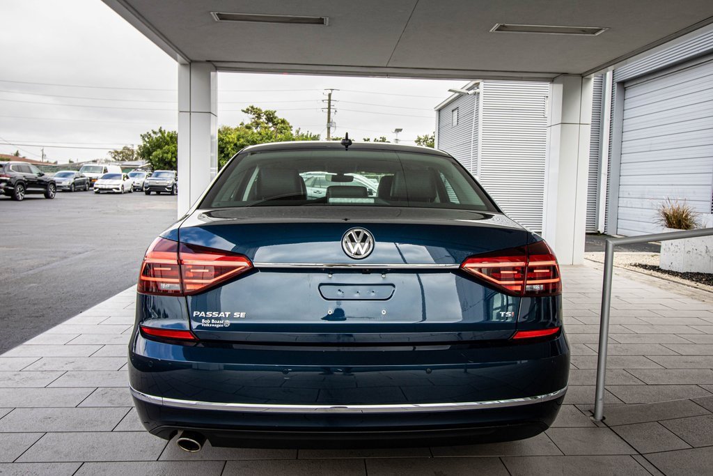 Used 2018 Volkswagen Passat 2.0T SE image 15