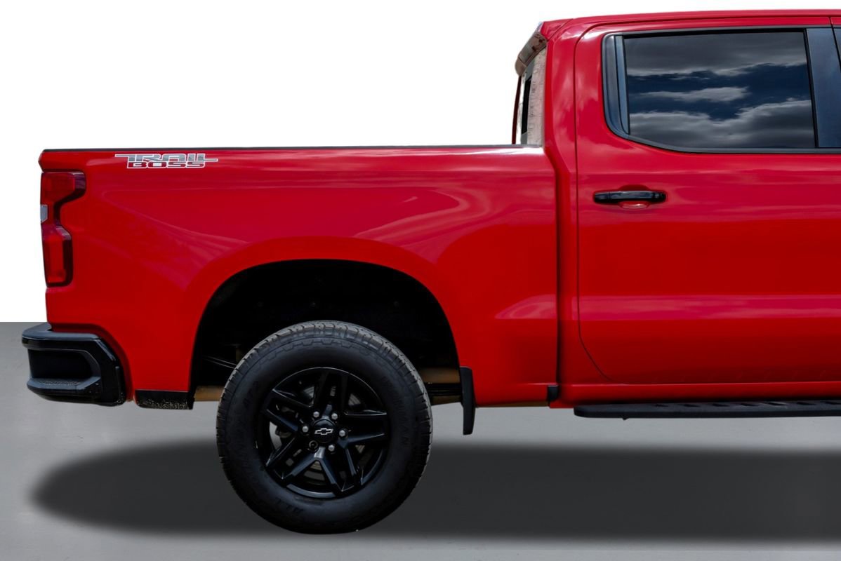 Used 2021 Chevrolet Silverado 1500 LT Trail Boss w/ Convenience Package II AWD/4WD image 6