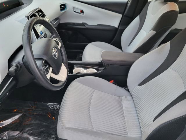 Used 2017 Toyota Prius Three image 25