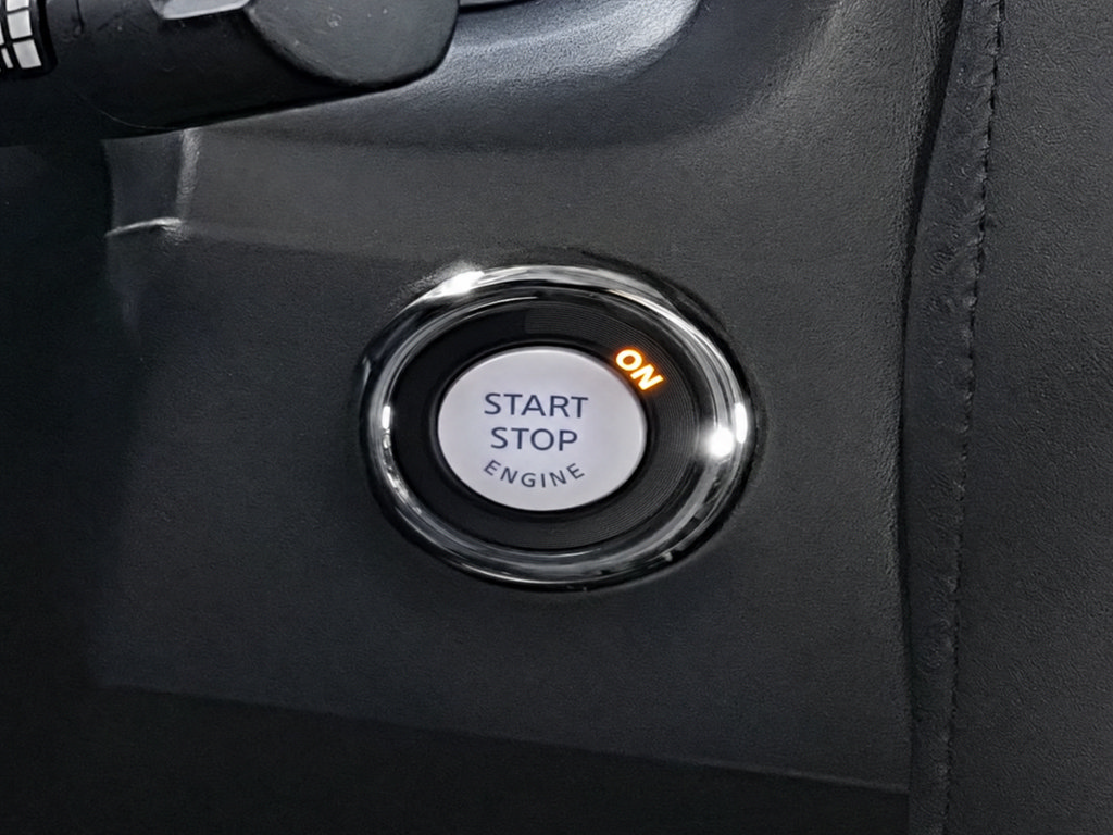Used 2022 Nissan Armada SV AWD/4WD image 14