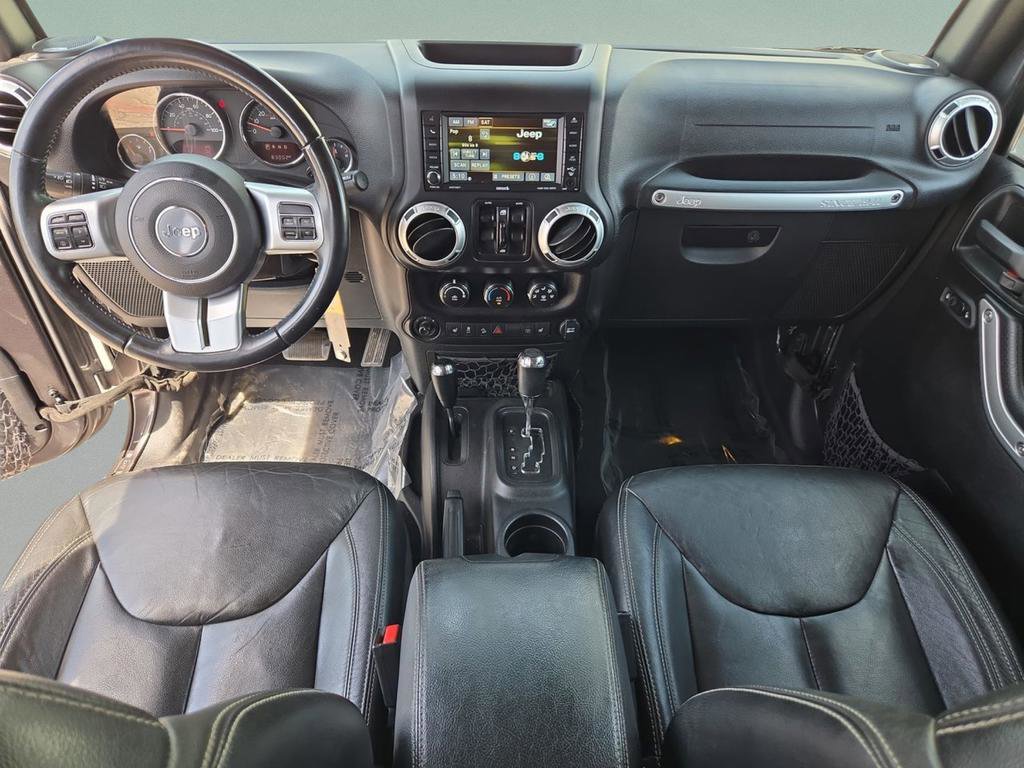 Used 2016 Jeep Wrangler Unlimited Rubicon image 28