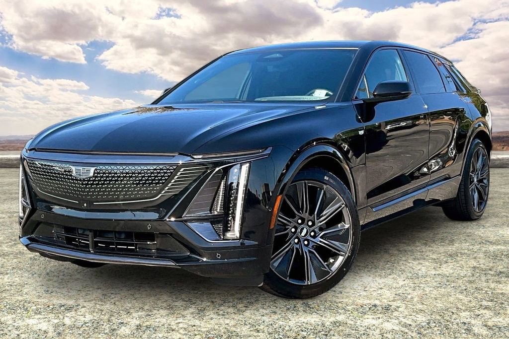 Certified 2024 Cadillac Lyriq Sport AWD/4WD image 3