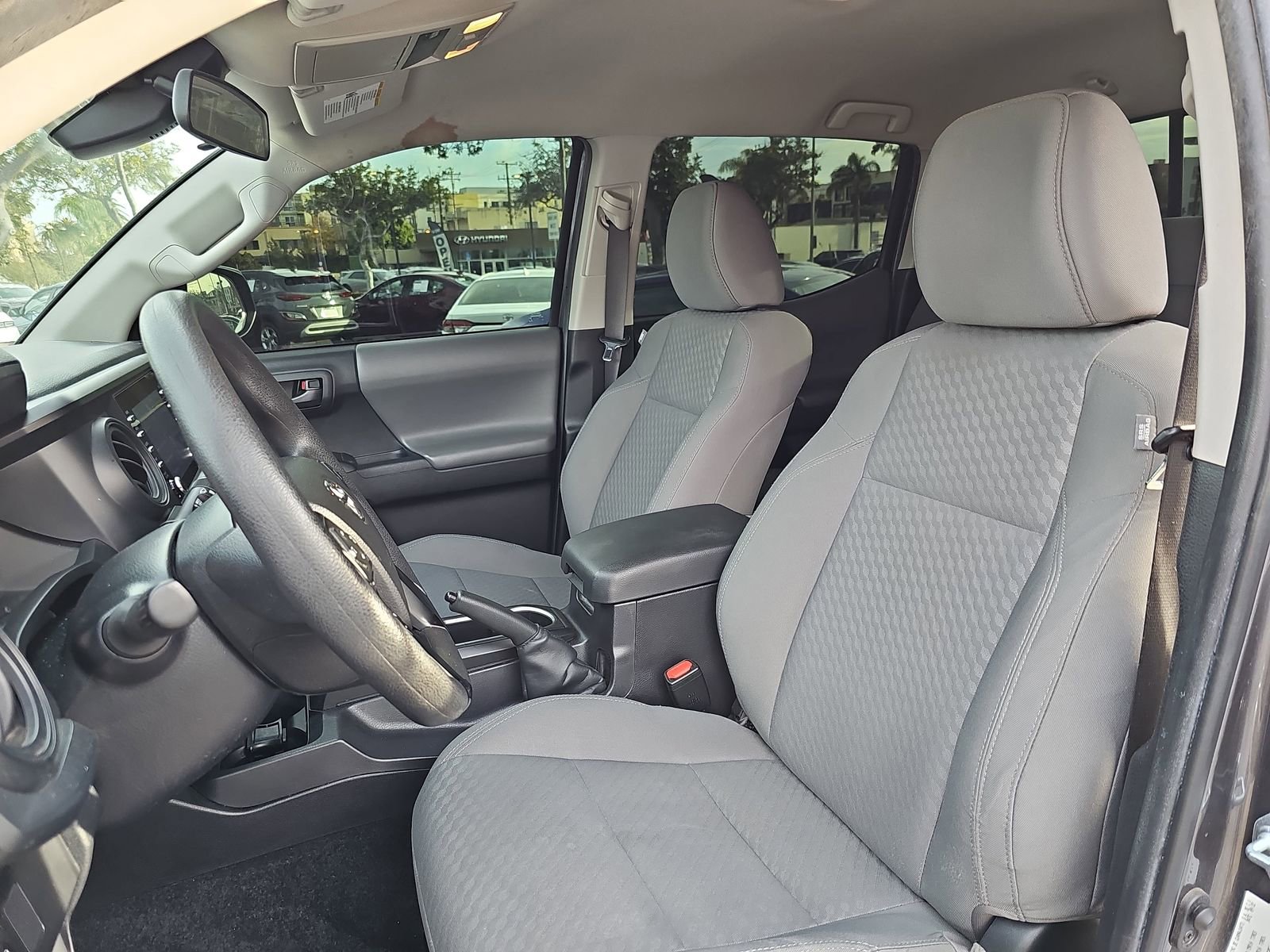 Used 2022 Toyota Tacoma SR w/ SR Convenience Package image 14