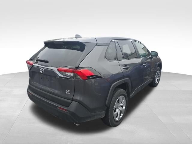 Used 2024 Toyota RAV4 LE image 5
