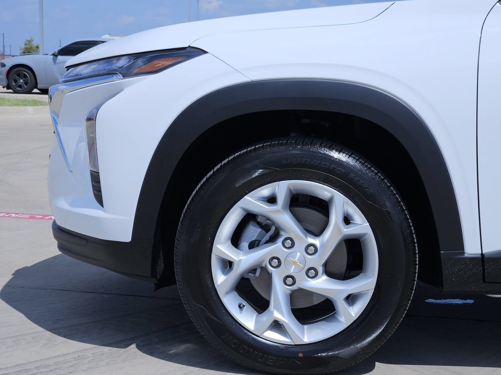 New 2026 Chevrolet Trax LS w/ LS Convenience Package FWD image 11