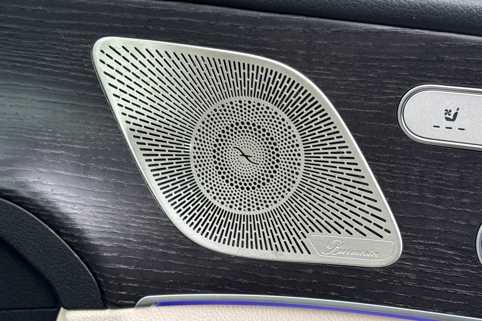 Used 2021 Mercedes-Benz GLS 450 4MATIC image 25