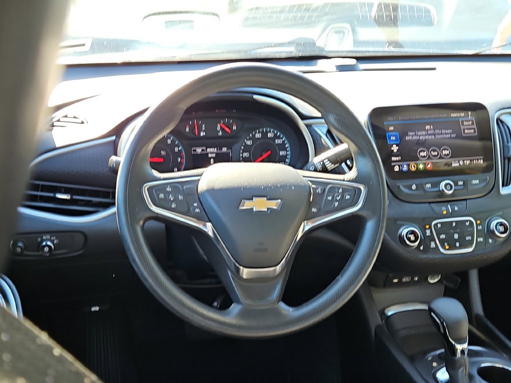 Used 2023 Chevrolet Malibu LT FWD image 26