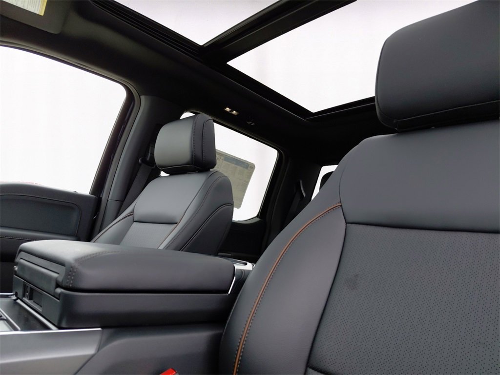 New 2025 Ford F150 Lariat w/ Equipment Group 501A Mid image 9