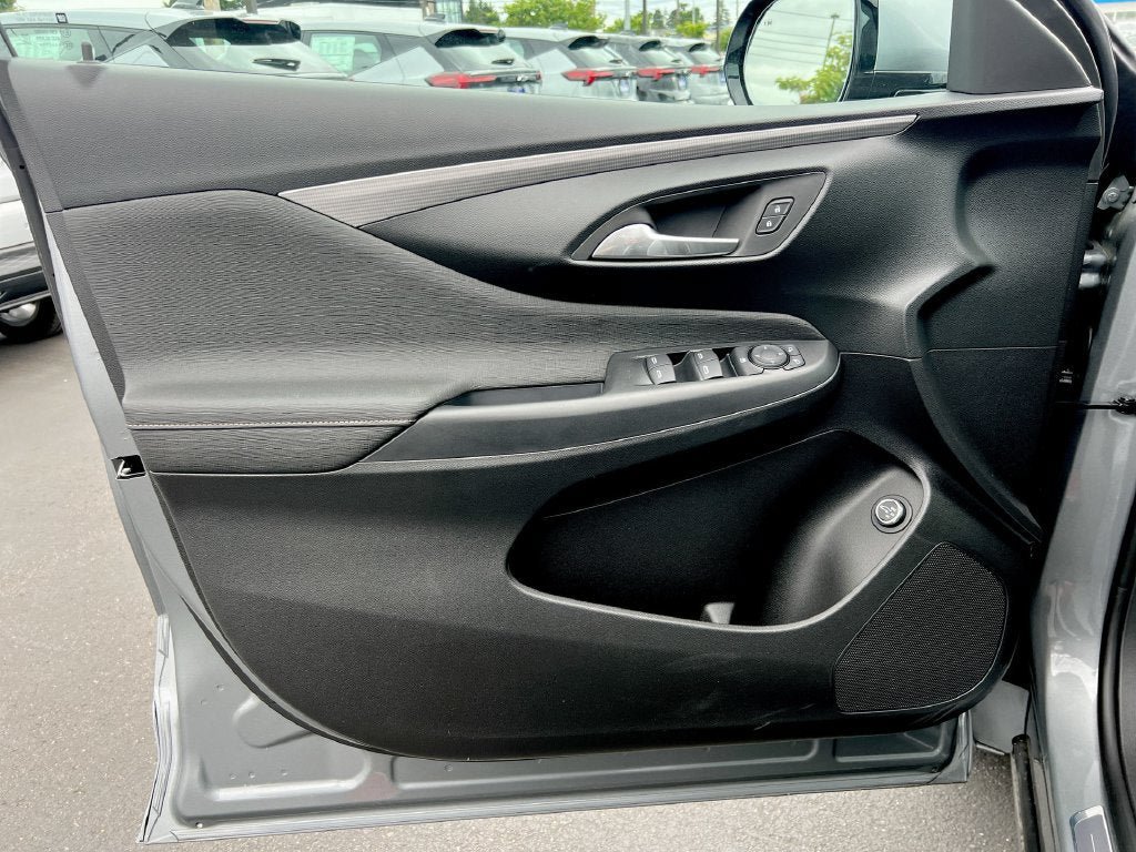 New 2026 Buick Envista Sport Touring FWD image 19