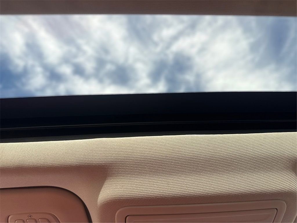 Used 2023 Ford Escape Platinum image 21