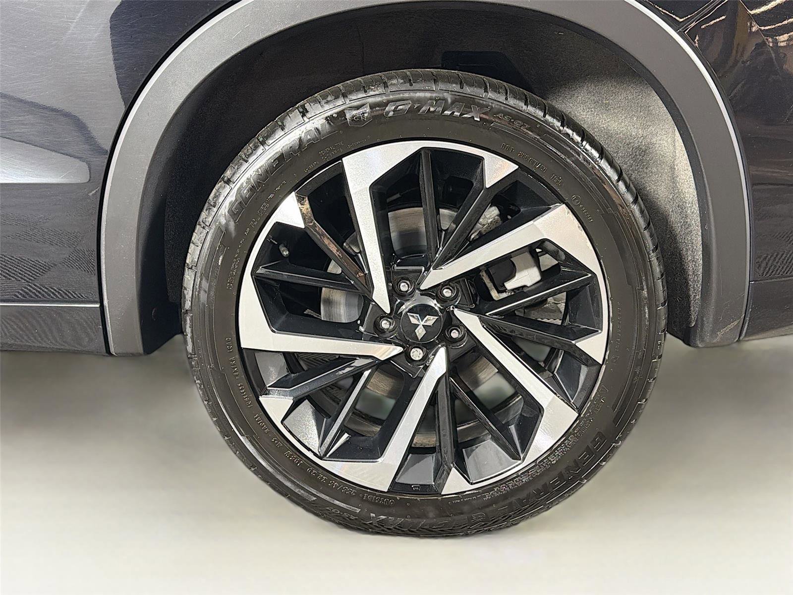 Used 2023 Mitsubishi Outlander SEL image 33