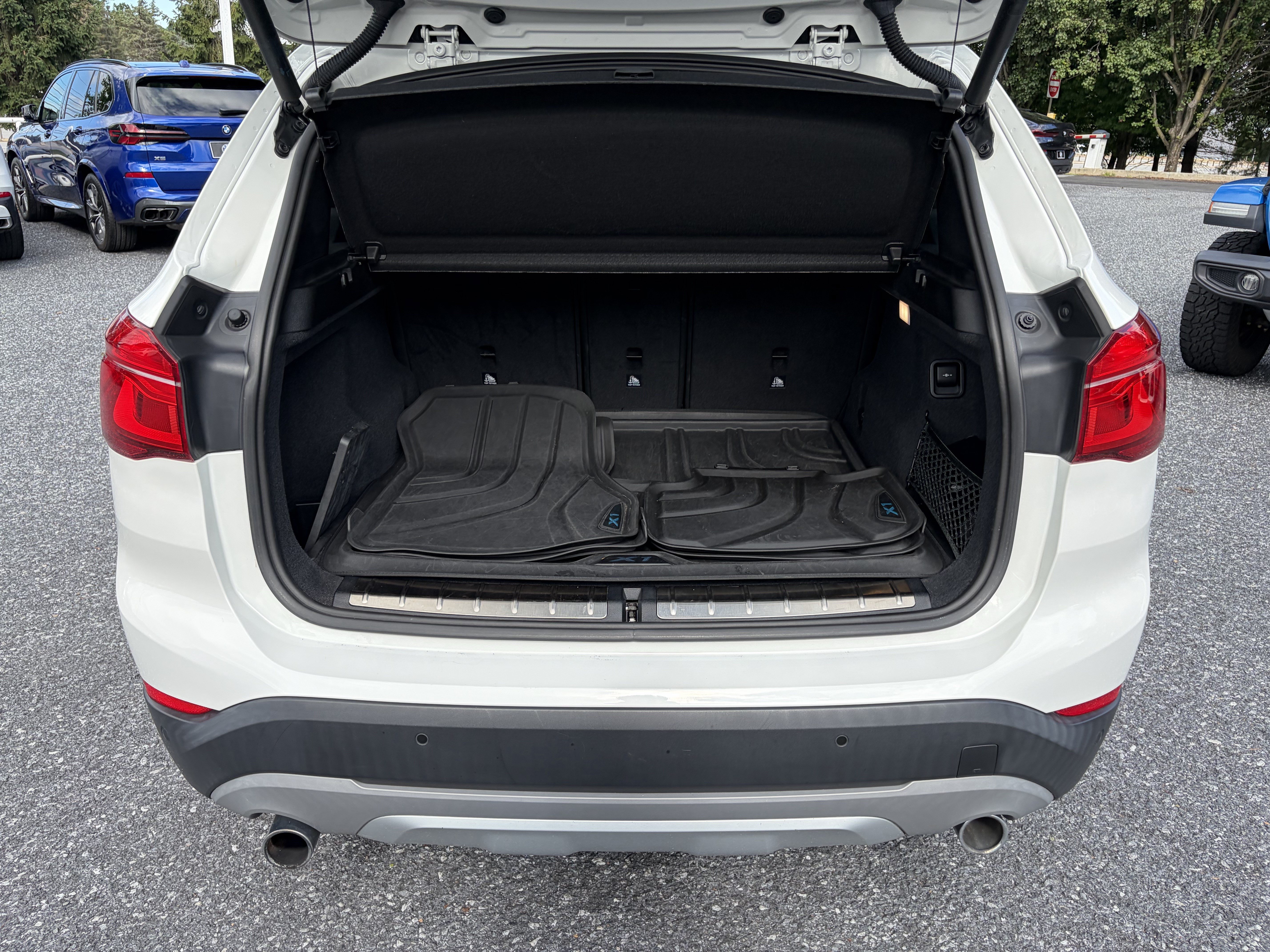 Used 2018 BMW X1 xDrive28i AWD/4WD image 7
