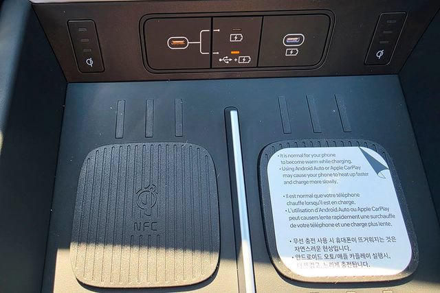 New 2026 Hyundai Santa Fe Limited AWD/4WD image 18