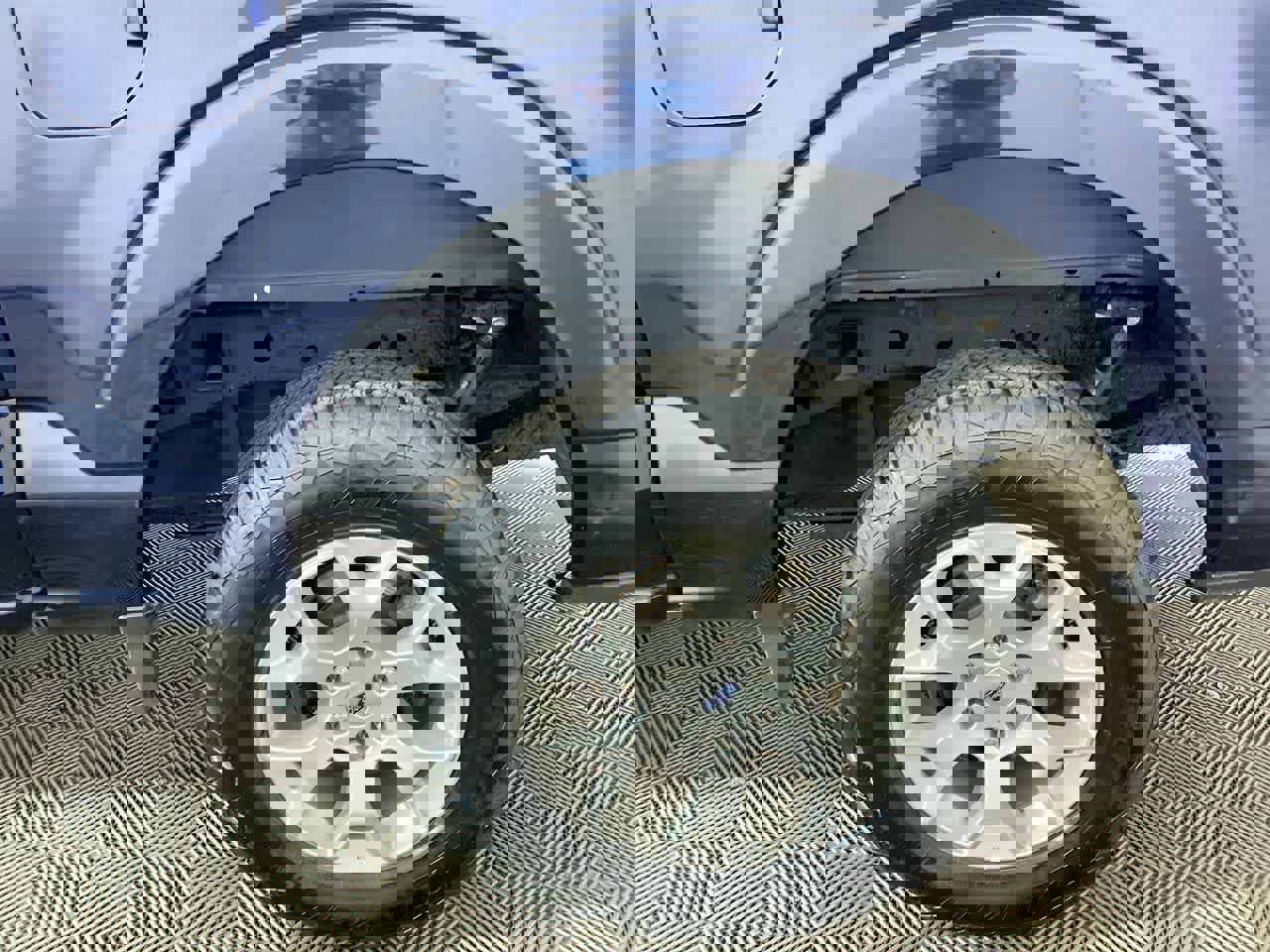 Used 2023 Ford F150 XLT image 10