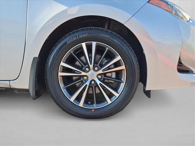 Used 2017 Toyota Corolla LE w/ Carpet Mat Package (TMS) FWD image 22