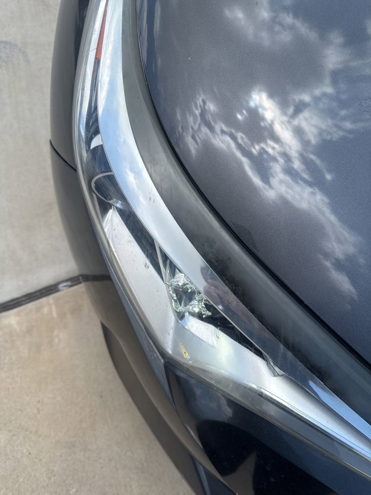 Used 2018 Toyota C-HR XLE FWD image 29