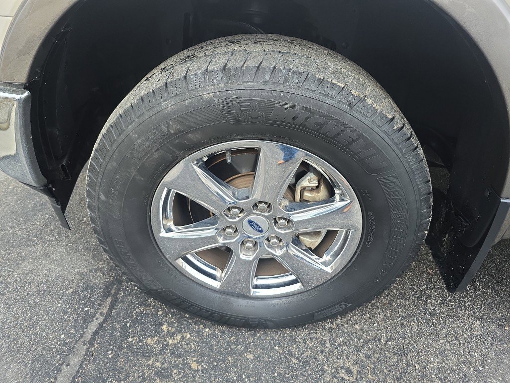 Used 2018 Ford F150 Lariat w/ Equipment Group 502A Luxury image 30