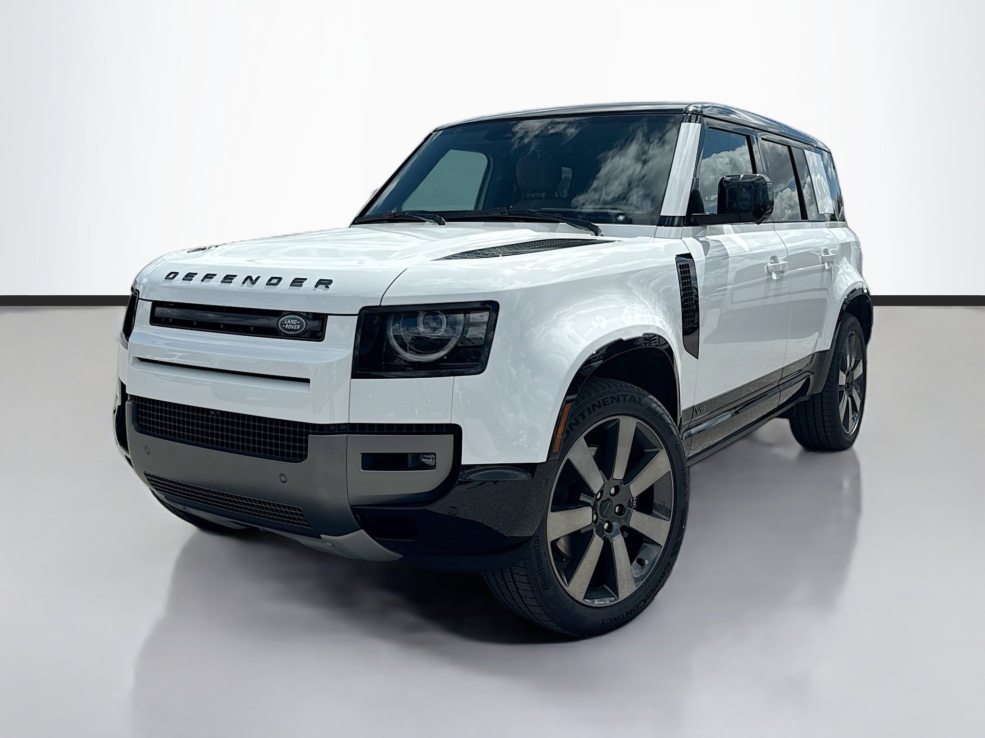 New 2026 Land Rover Defender 110 V8 AWD/4WD image 1