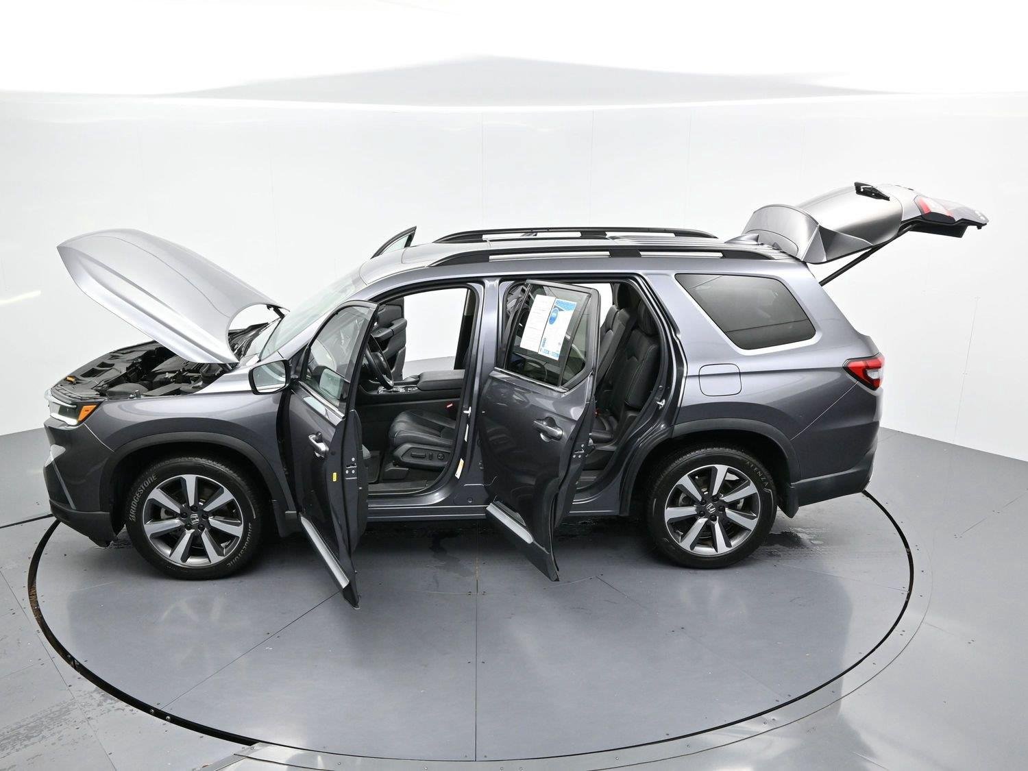 Used 2024 Honda Pilot Touring image 46