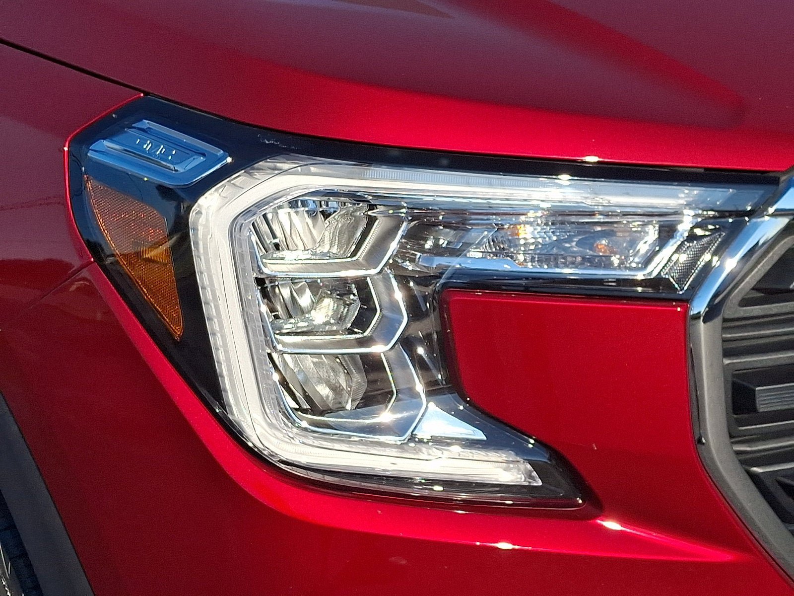Used 2023 GMC Terrain SLE w/ Driver Convenience Package AWD/4WD image 9