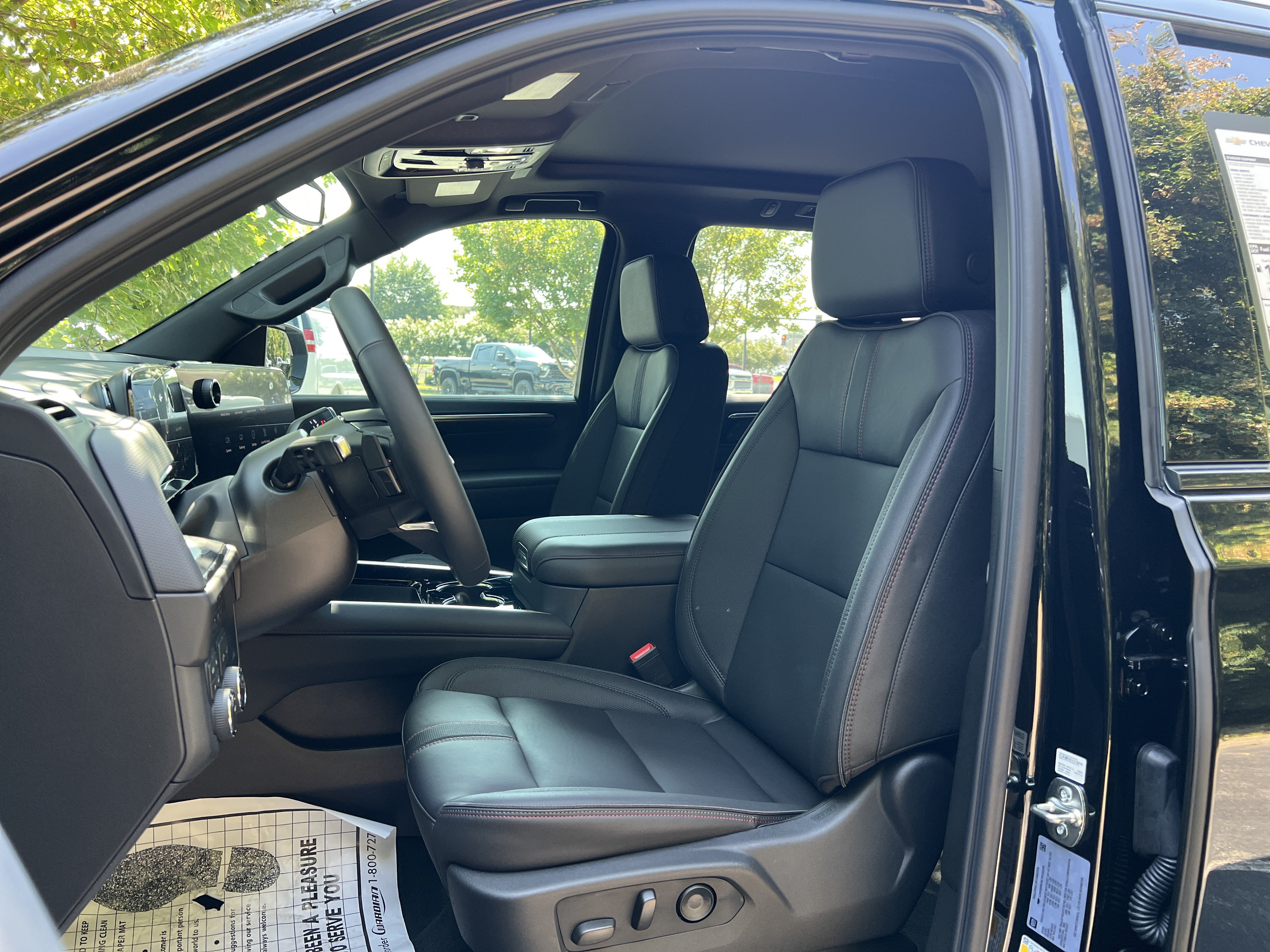 New 2026 Chevrolet Tahoe RST w/ Comfort Package AWD/4WD image 16