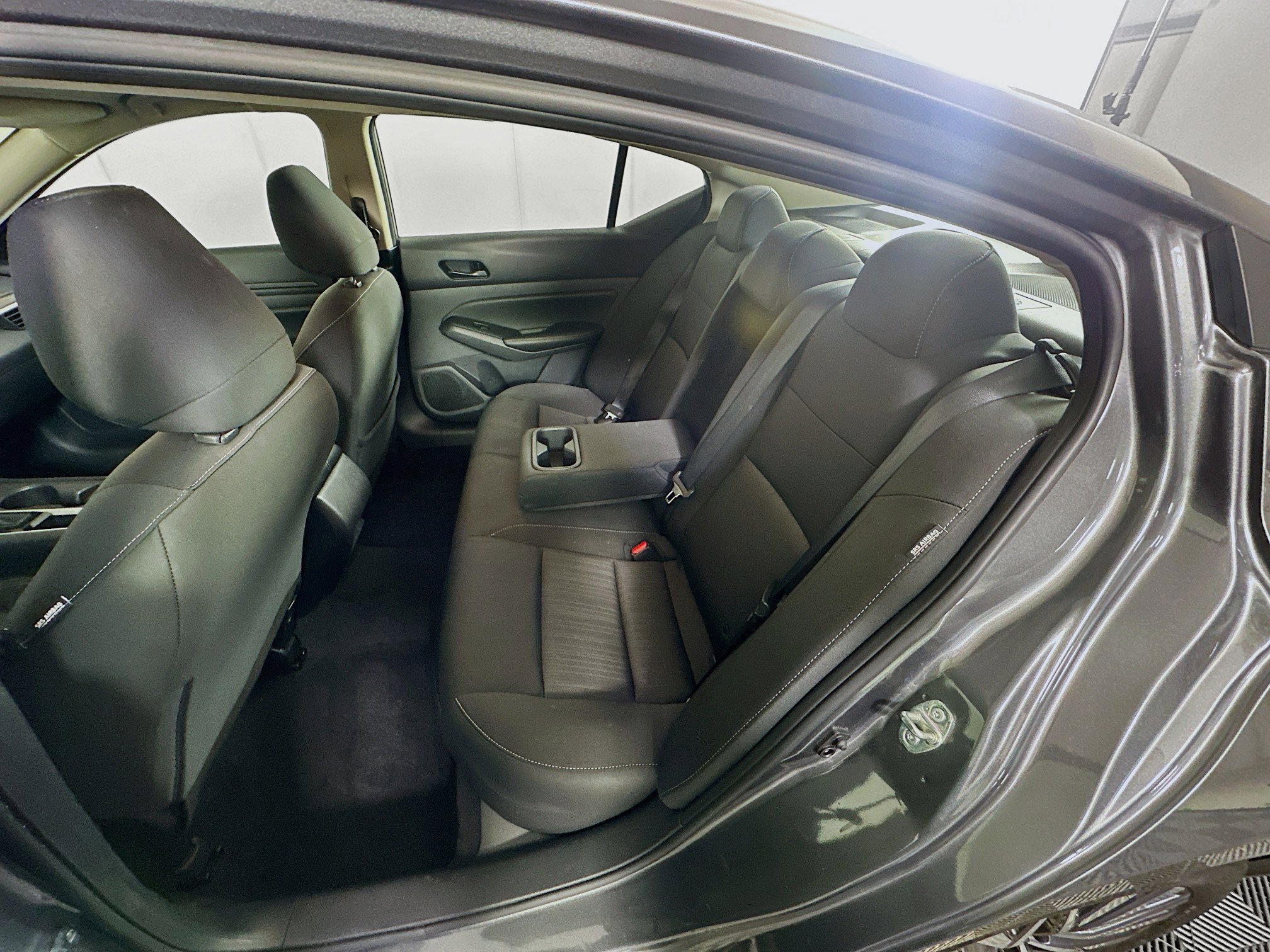 Used 2025 Nissan Altima 2.5 SV image 26