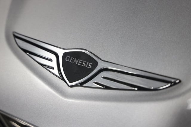 New 2027 Genesis GV70 2.5T AWD/4WD image 4
