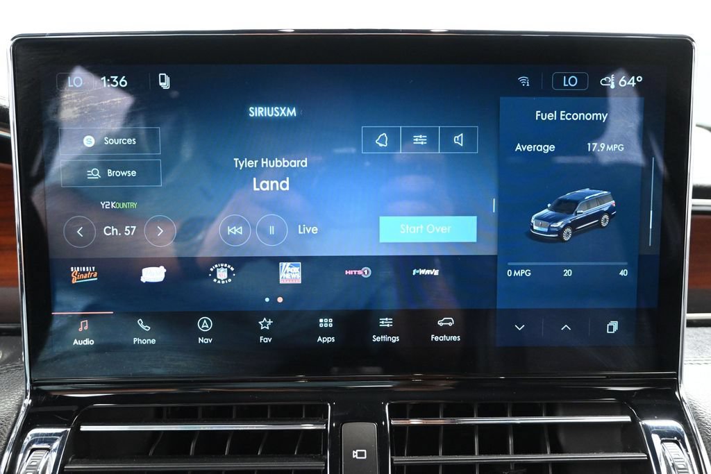 Used 2022 Lincoln Navigator Reserve AWD/4WD image 12
