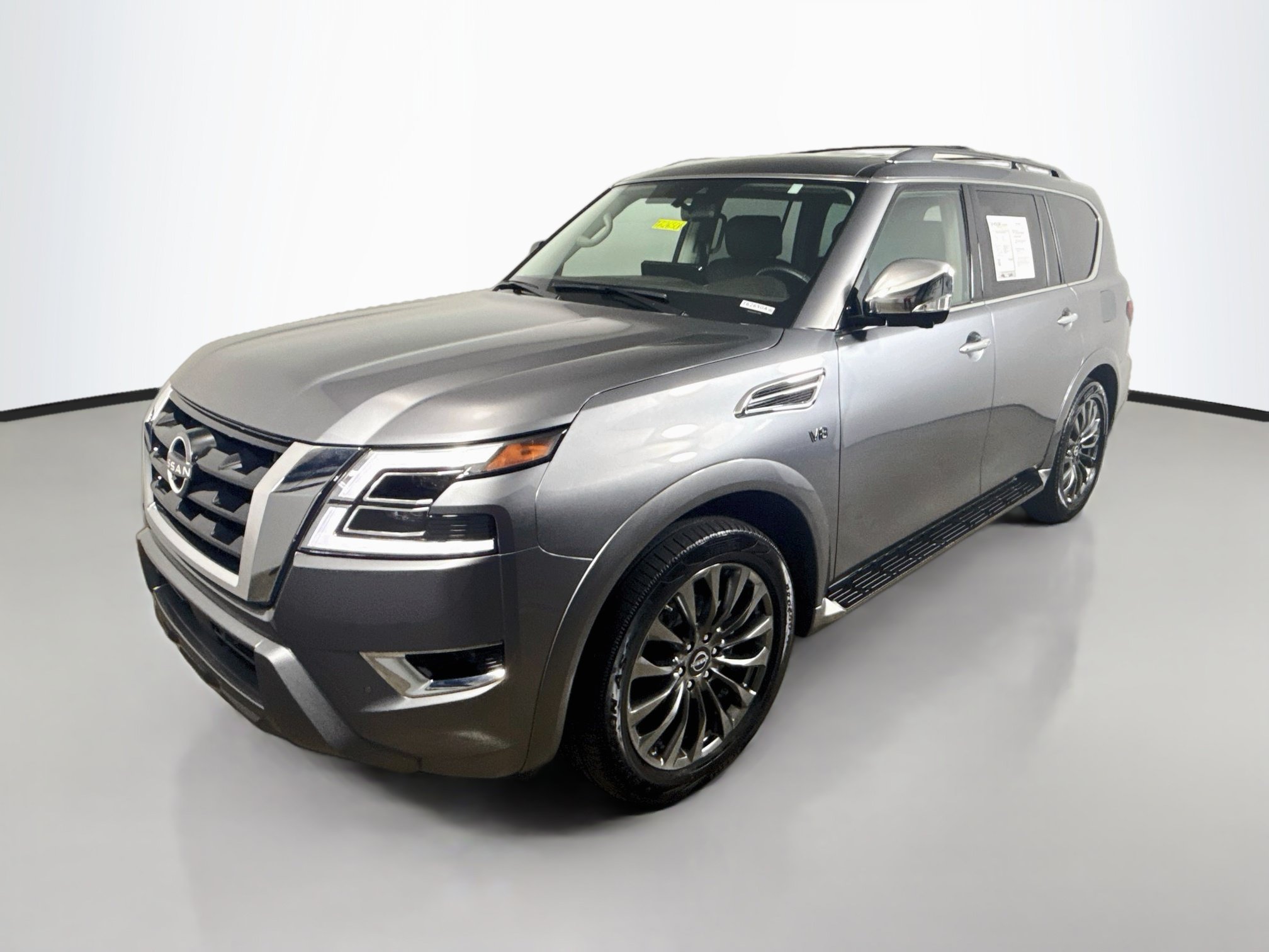 Used 2022 Nissan Armada Platinum w/ Captain's Chairs Package AWD/4WD image 3