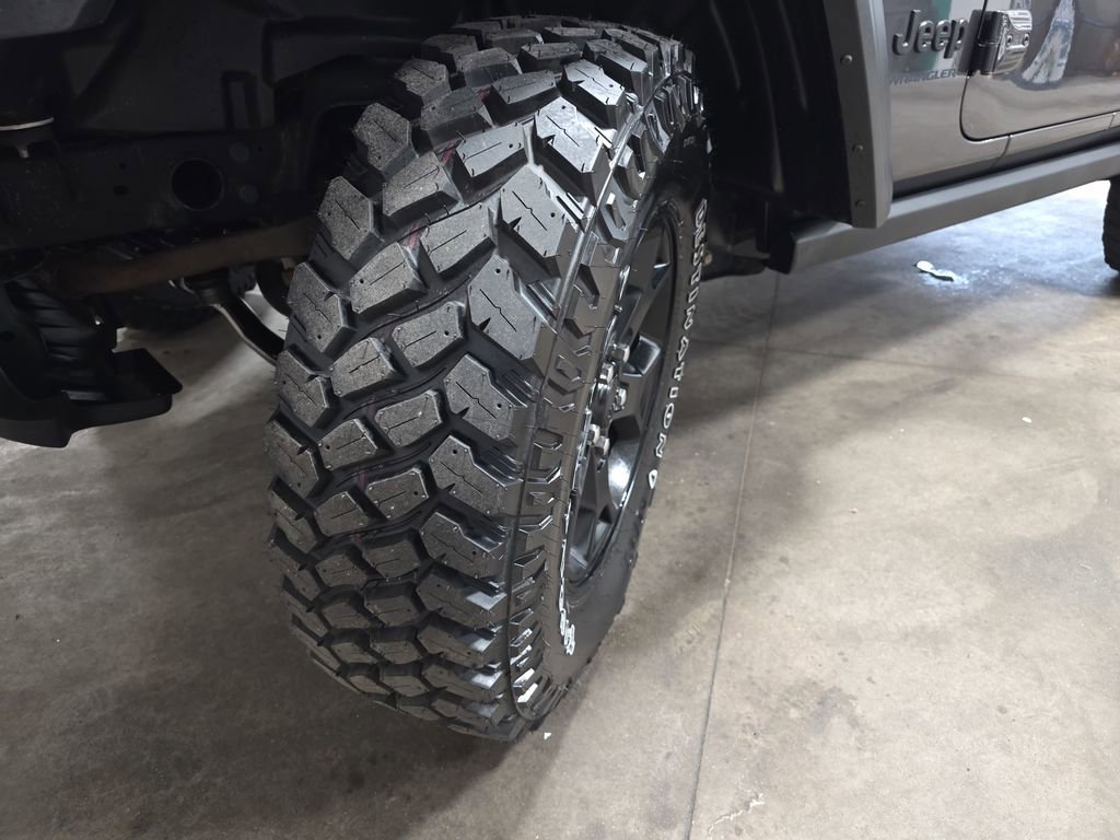 Used 2022 Jeep Wrangler Willys image 33