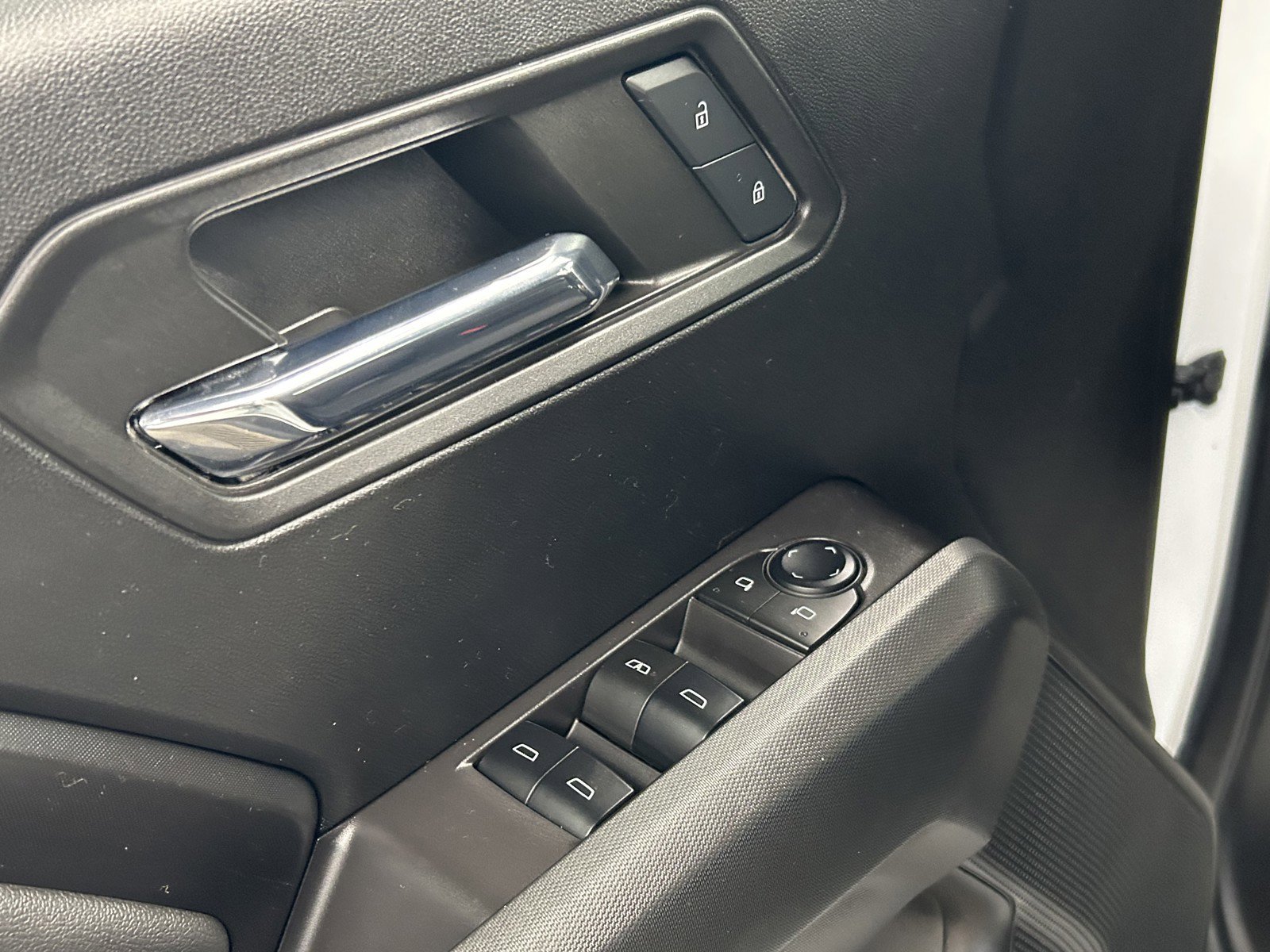 Used 2023 GMC Canyon Elevation w/ Convenience Package image 10