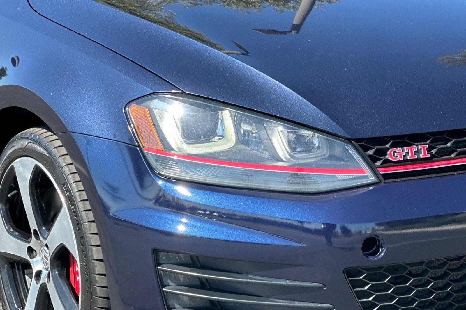 Used 2016 Volkswagen GTI S image 11