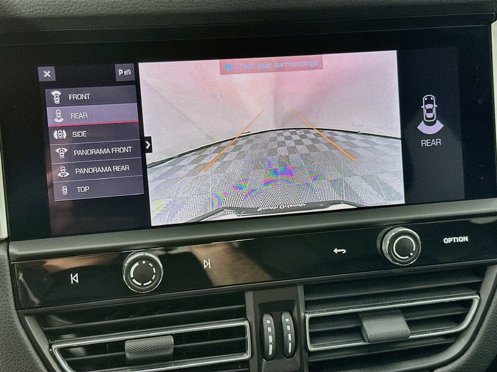Certified 2023 Porsche Macan S AWD/4WD image 17