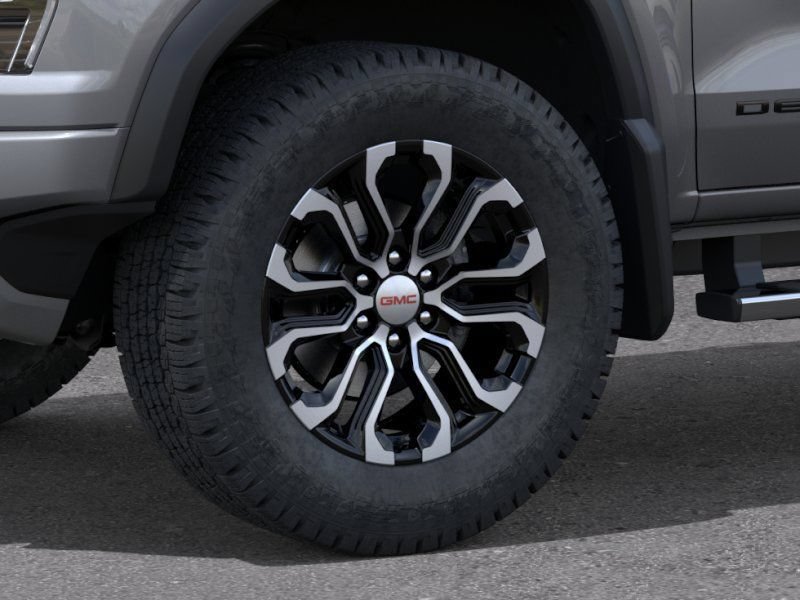 New 2026 GMC Canyon Denali w/ LPO, Black Badging Package AWD/4WD image 9