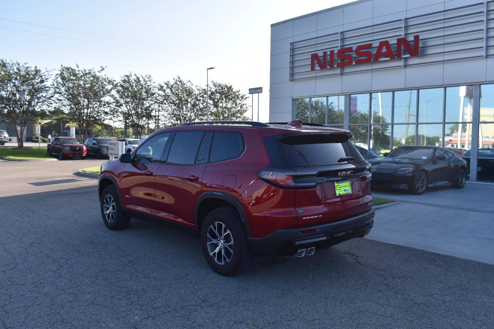 Used 2026 GMC Acadia AT4 w/ Luxury Package AWD/4WD image 6