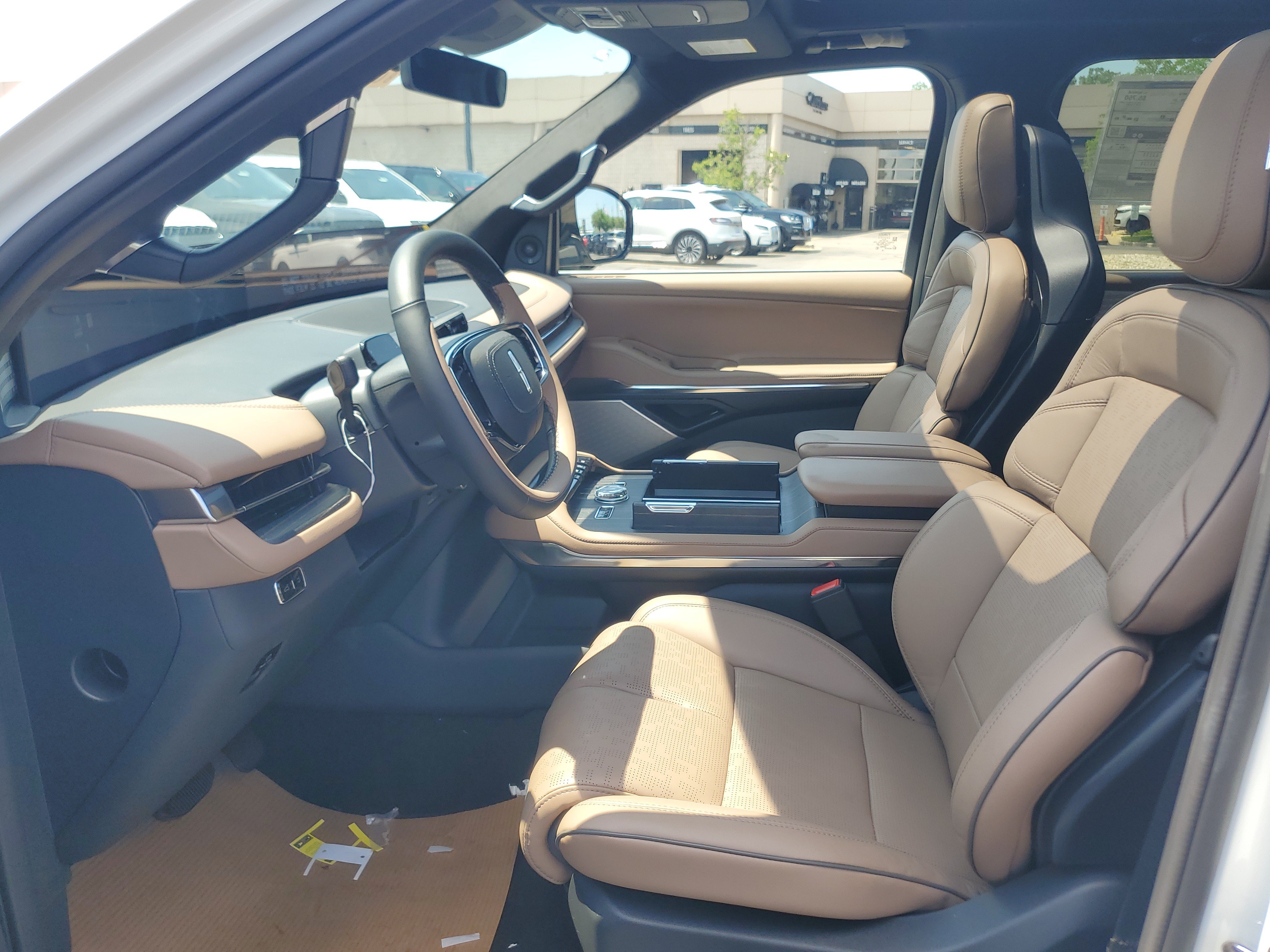 New 2027 Lincoln Navigator Black Label AWD/4WD image 12