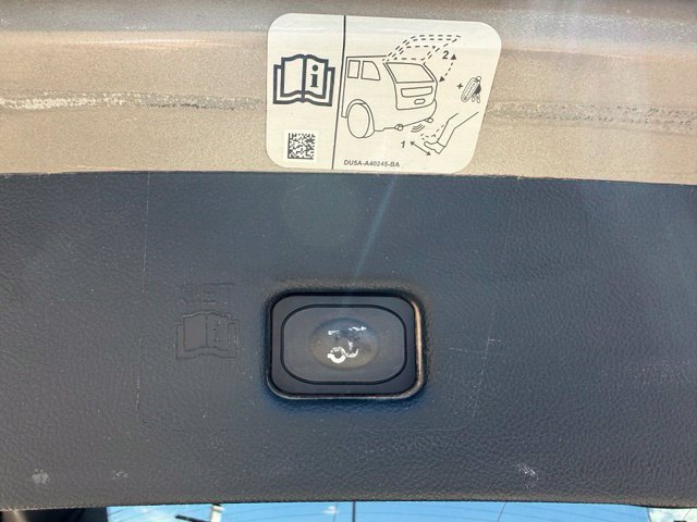 Used 2017 Lincoln MKX Reserve AWD/4WD image 42
