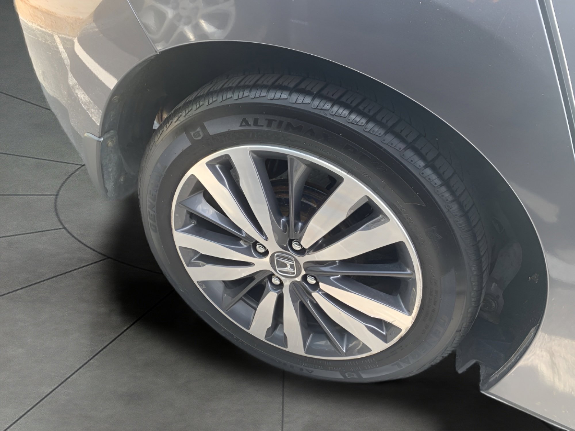 Used 2015 Honda Fit EX image 23