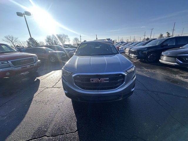 Used 2019 GMC Terrain SLE w/ Driver Convenience Package image 8