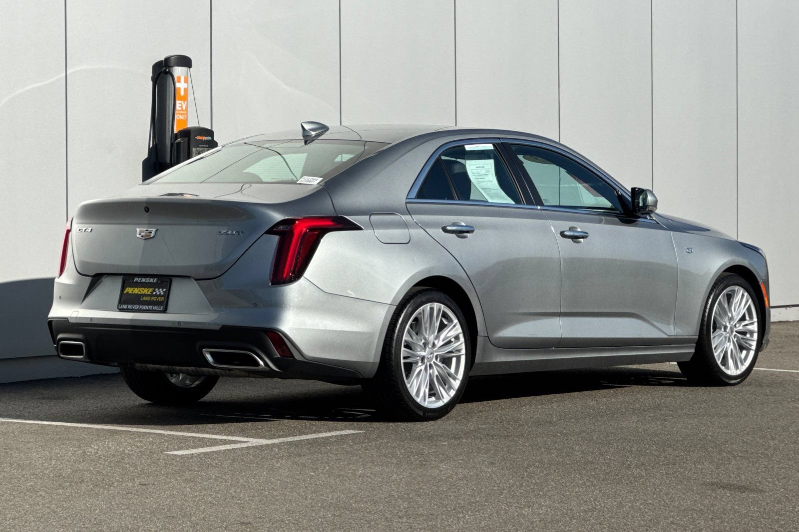 Used 2023 Cadillac CT4 Premium Luxury RWD image 5